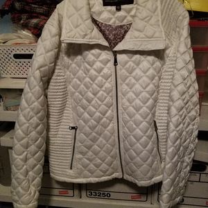 Ladies XXL white Coat, Marc NY